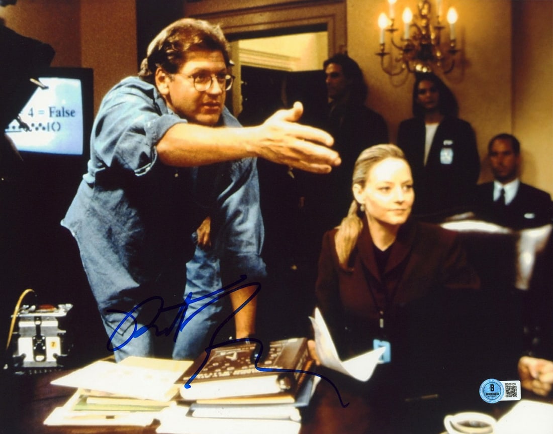 Robert Zemeckis Signed 11x14 Photo from Contact BAS Authenticated: Robert Zemeckis Signed 11x14 Photo from Contact BAS Authenticated This is an original horizontal photograph measuring 11x14 inches, personally signed by renowned director Robert Zemeckis, known for hi