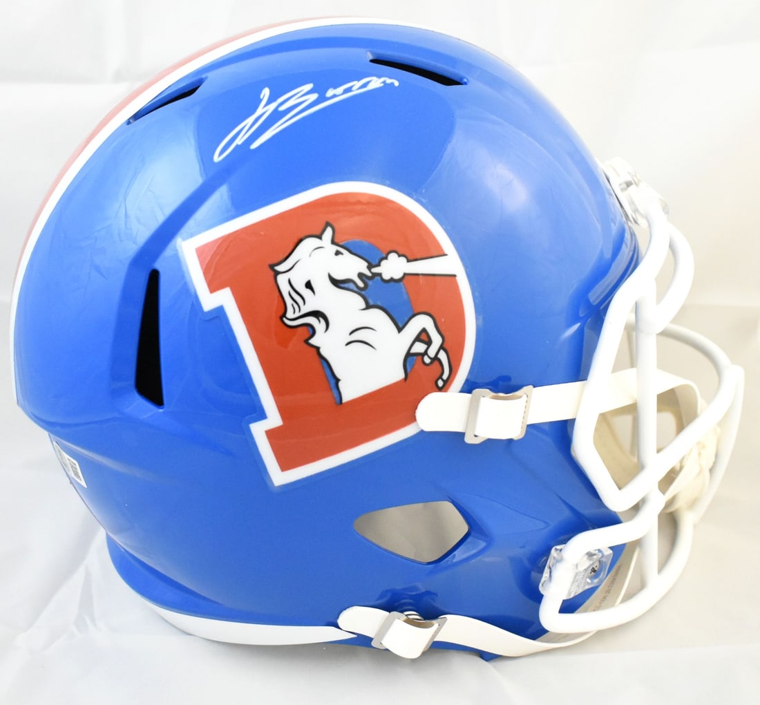 Beckett Holo Signed Denver Broncos Full Size Speed Helmet Jahdae Barron: Beckett Holo Signed Denver Broncos Full Size Speed Helmet Jahdae Barron Autographed Denver Broncos full-size Speed helmet featuring Jahdae Barron. This pre-owned collectible includes a Beckett witness