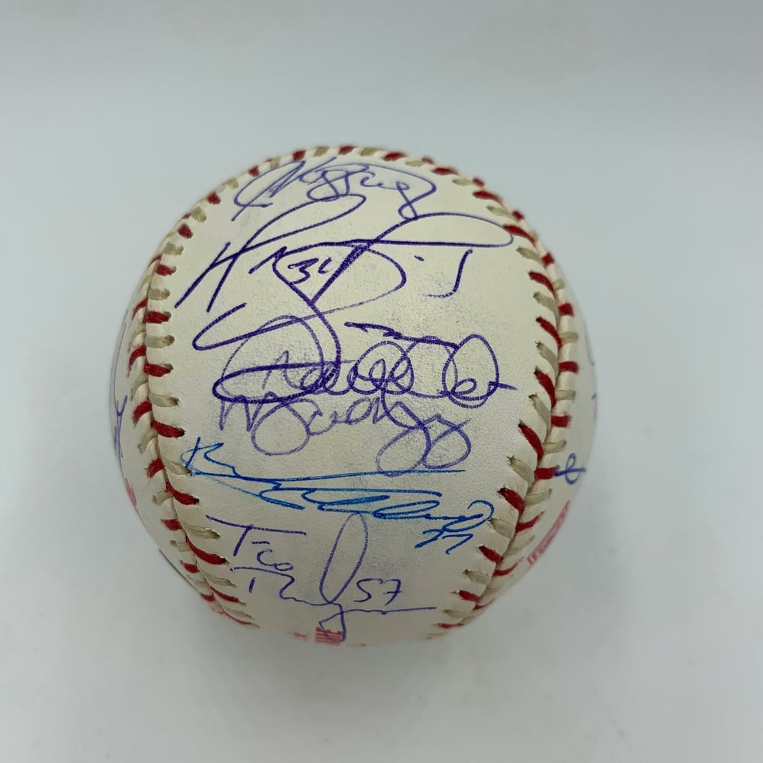 2004 MLB All Star Team Signed Baseball With Jeter Rivera Ichiro MLB Authenticated: 2004 MLB All Star Team Signed Baseball With Jeter Rivera Ichiro MLB Authenticated This authentic MLB baseball features signatures from 29 members of the 2004 American League All-Star Team, including n