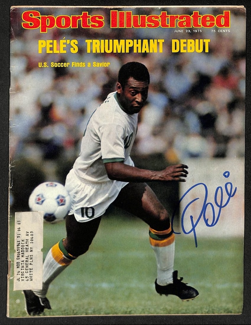 Autographed 1975 Sports Illustrated Pele Soccer Photo: Autographed 1975 Sports Illustrated Pele Soccer Photo Original 1975 Sports Illustrated item signed by Pele. This pre-owned piece is listed as a photo and is presented as an autographed sports collecti