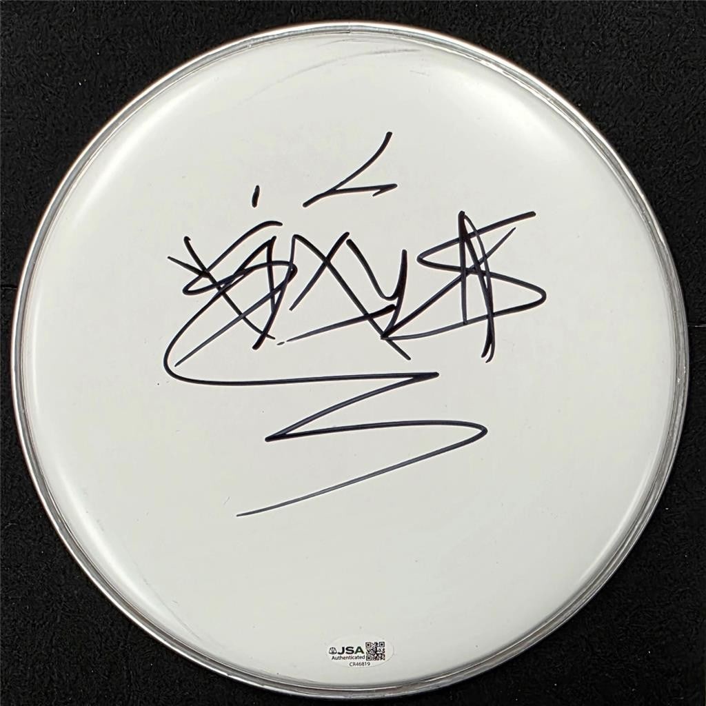 JSA Certified Travis Barker Signed 10 Inch Blink-182 Drumhead (1 of 4)