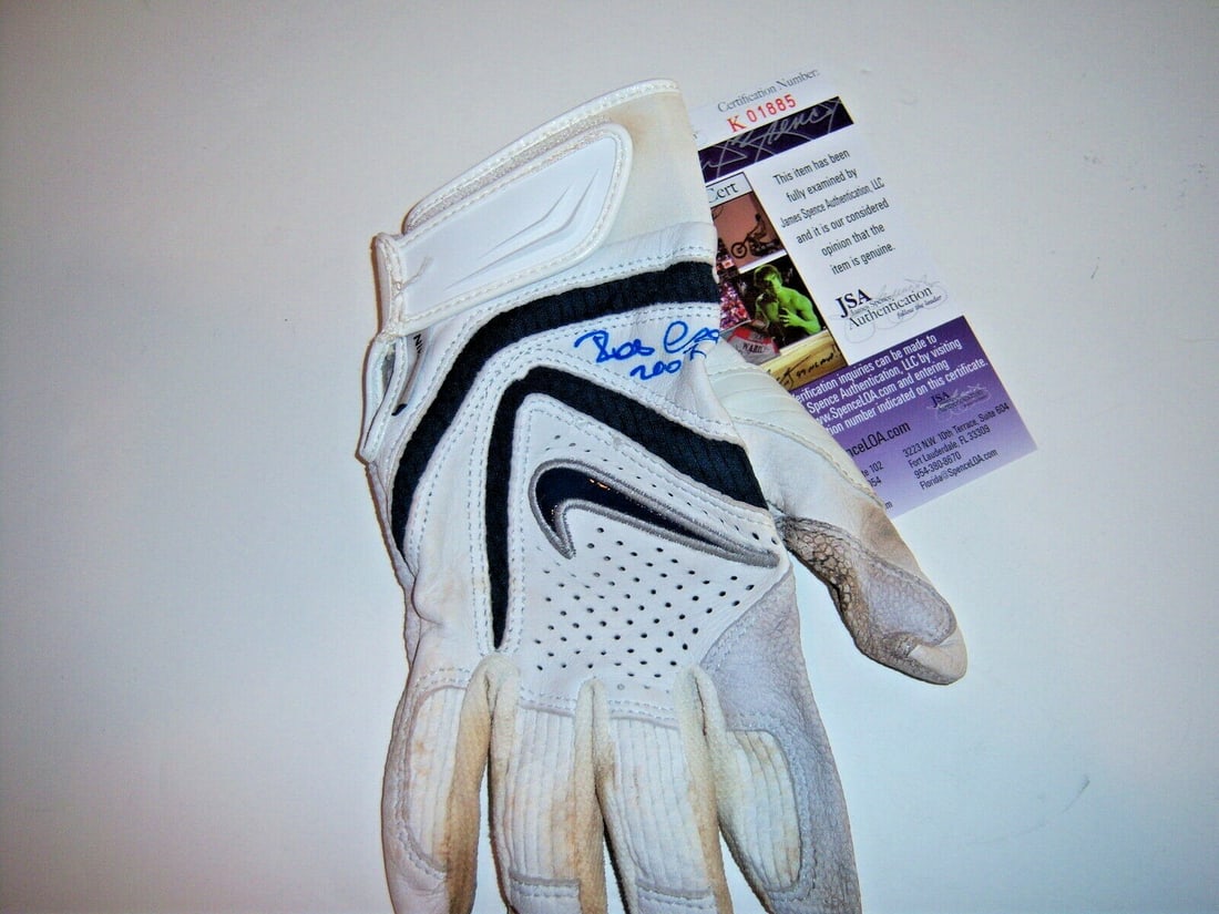 Robinson Cano Yankees 2007 Signed Game Used Batting Glove JSA COA (1 of 1)