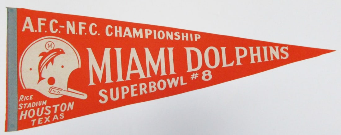 30 Inch Super Bowl VIII Miami Dolphins Pennant 1974: 30 Inch Super Bowl VIII Miami Dolphins Pennant 1974 Original 1974 Miami Dolphins Super Bowl VIII pennant. This pre-owned piece is noted as being in excellent condition and is described as very rare. S