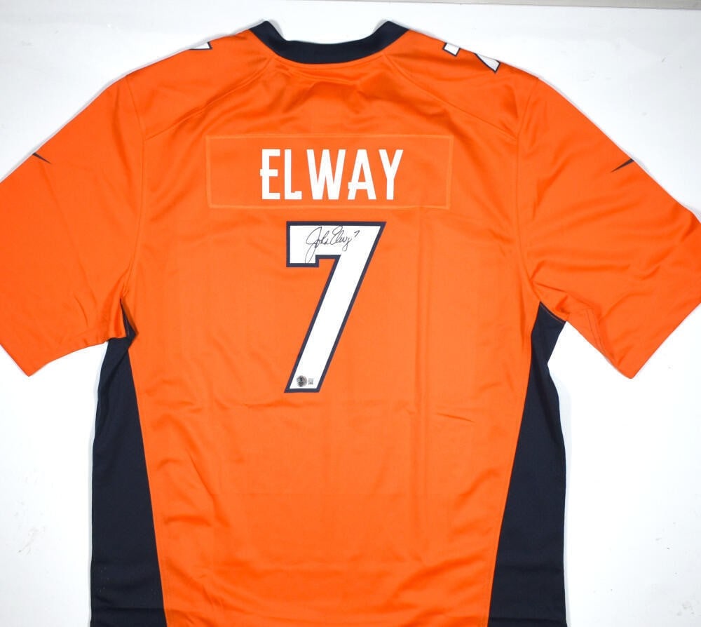 Signed Nike Jersey John Elway Denver Broncos Beckett Hologram Black: Signed Nike Jersey John Elway Denver Broncos Beckett Hologram Black This is an original autographed Nike game jersey associated with John Elway and the Denver Broncos. It is pre-owned and includes Bec