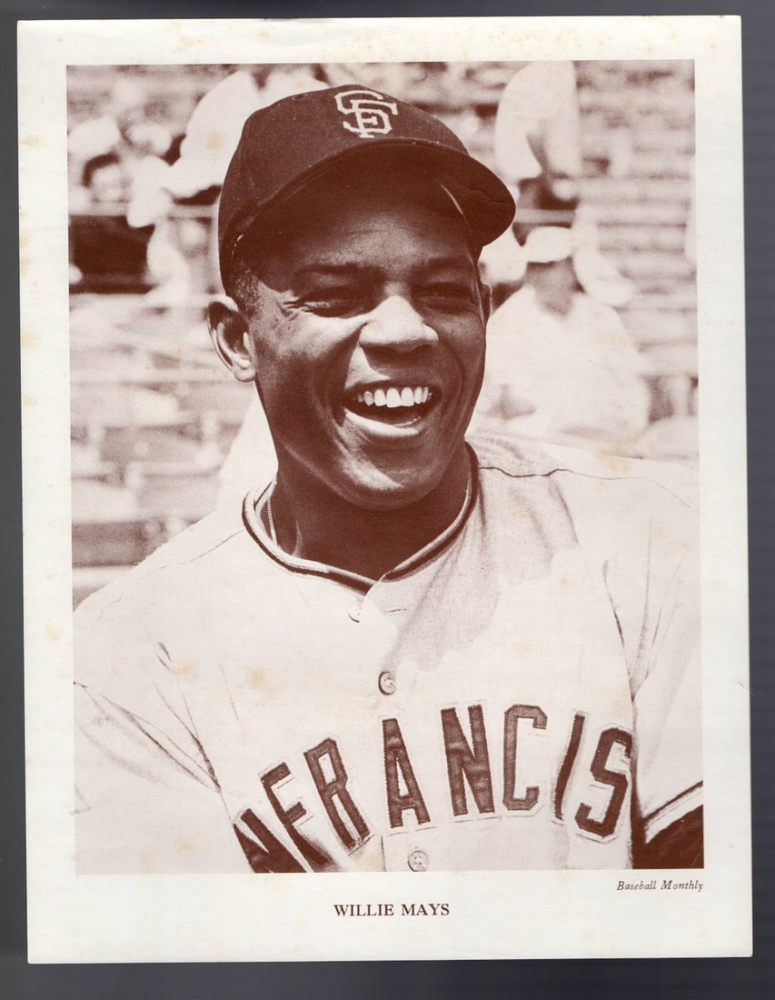 1962 Baseball Monthly M118 Willie Mays 8.5X11 Giants Photo (1 of 1)