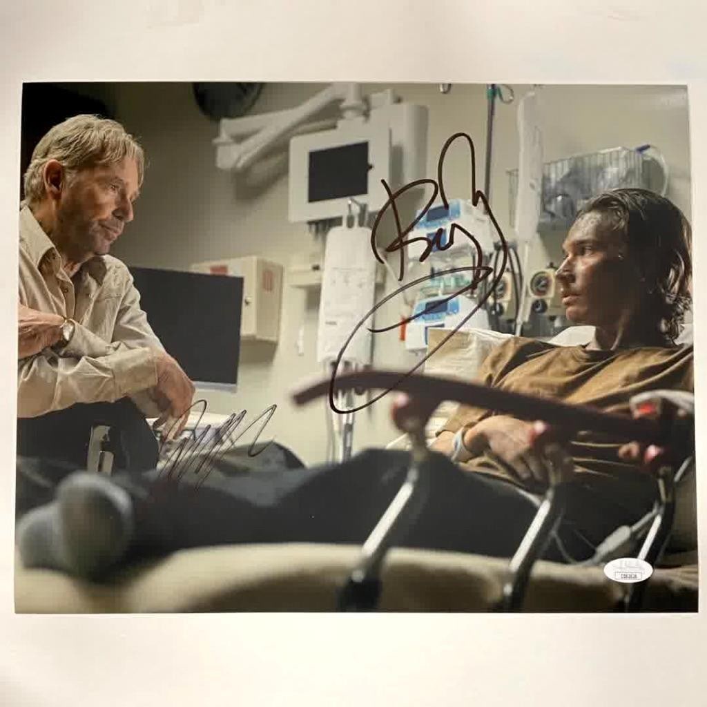 Signed 11x14 Photograph of Landman with Billy Bob Thornton and Jacob Lofland JSA Authenticated (1 of 4)