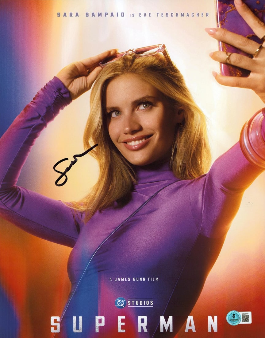Beckett Authenticated Sara Sampaio Superman 11x14 Vertical Photograph: Beckett Authenticated Sara Sampaio Superman 11x14 Vertical Photograph This is a pre-owned 11x14 vertical photograph featuring Sara Sampaio as Superman, personally signed by Sara Sampaio. The autograph