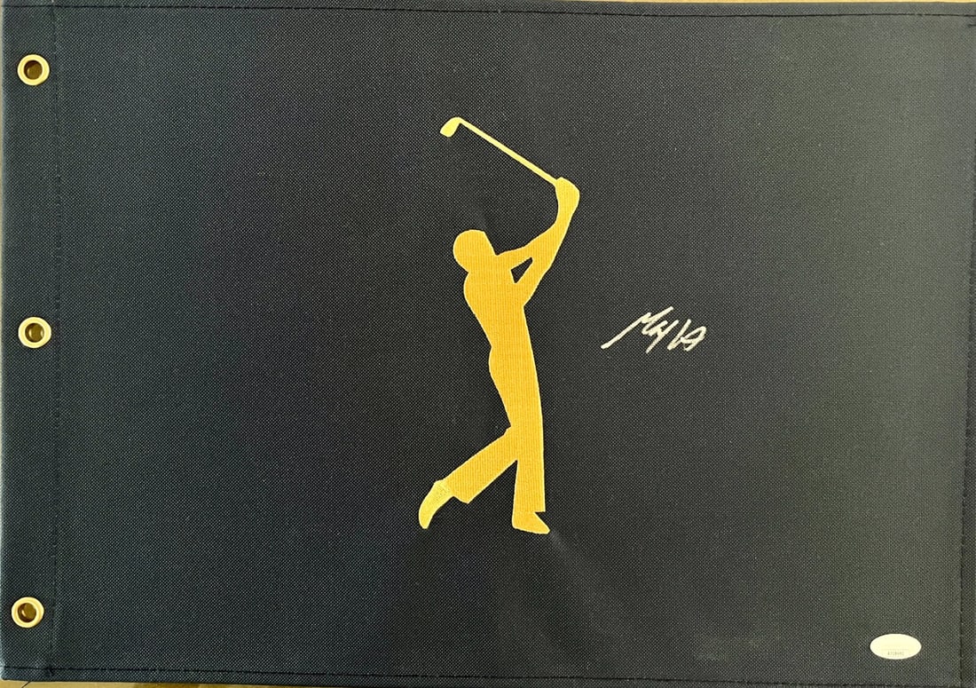Max Homa Signed The Players Championship Navy Flag JSA Authenticated: Max Homa Signed The Players Championship Navy Flag JSA Authenticated Own a piece of golf history with this Official The Players Championship (Navy) Pin Flag, beautifully signed by PGA player Max Homa.
