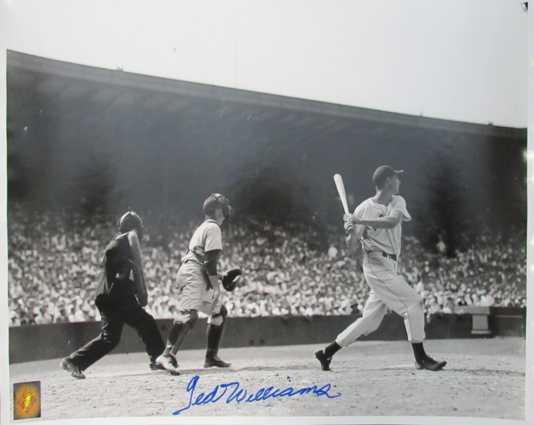 Ted Williams Signed 16x20 Black and White Photo With Green Diamond Hologram: Ted Williams Signed 16x20 Black and White Photo With Green Diamond Hologram This is an original 16x20 inch black and white photograph signed by Hall of Famer Ted Williams of the Boston Red Sox. The ph