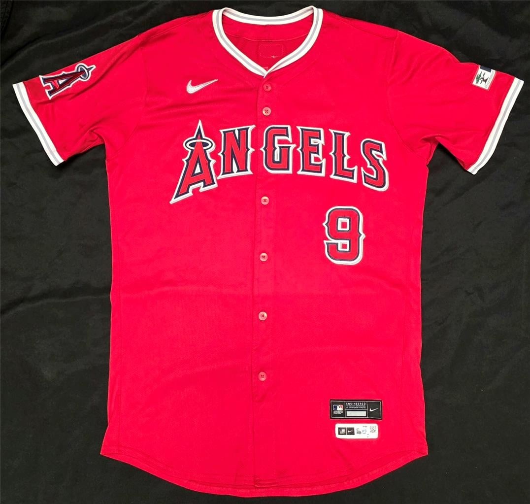 MLB Auth Zach Neto Los Angeles Angels Game Used Jersey 2025: MLB Auth Zach Neto Los Angeles Angels Game Used Jersey 2025 Officially licensed pre-owned game-used Zach Neto Los Angeles Angels jersey. The title identifies this piece as a 2025 jersey associated wit