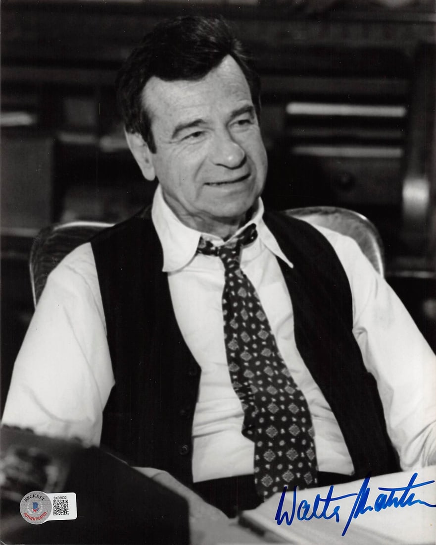 8x10 Walter Matthau signed photo Beckett authenticated Grumpy Old Men: 8x10 Walter Matthau signed photo Beckett authenticated Grumpy Old Men This is an 8x10 photograph personally signed by Walter Matthau from the film "Grumpy Old Men." The autograph has been authenticate