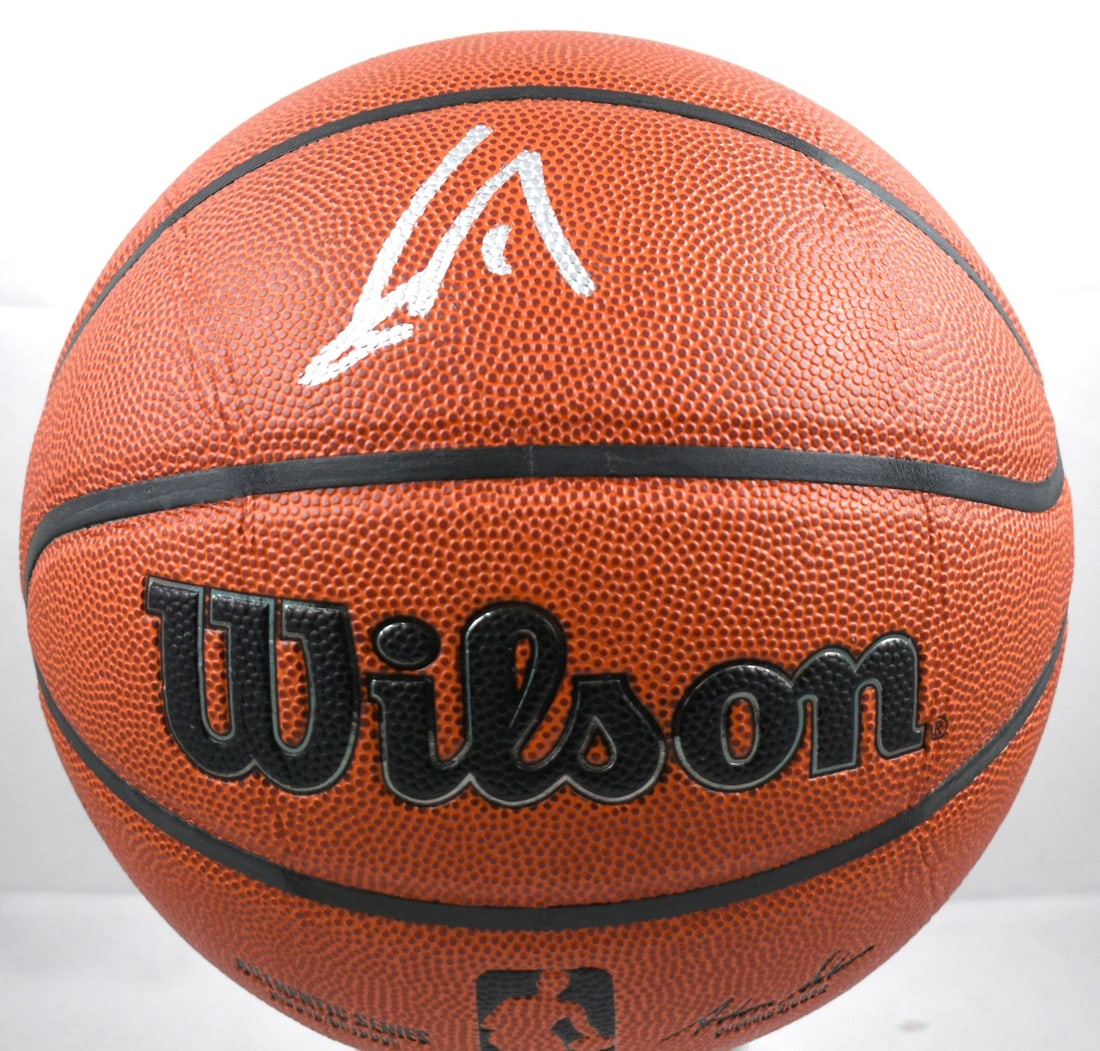 Official Wilson NBA Basketball Signed by Yao Ming Beckett Hologram: Official Wilson NBA Basketball Signed by Yao Ming Beckett Hologram Official NBA Wilson basketball signed by Yao Ming. This original autographed ball is associated with the Houston Rockets and is prese