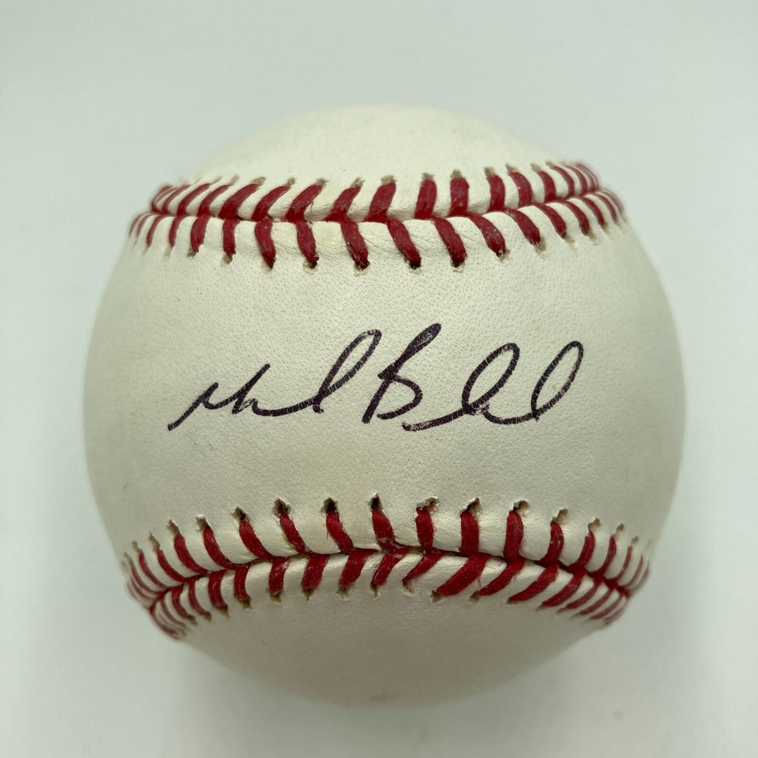 Official MLB Baseball Signed by Mark Buehrle JSA COA: Official MLB Baseball Signed by Mark Buehrle JSA COA This is an official Major League Baseball signed by Mark Buehrle. The autograph is authenticated by James Spence Authentication (JSA), ensuring its