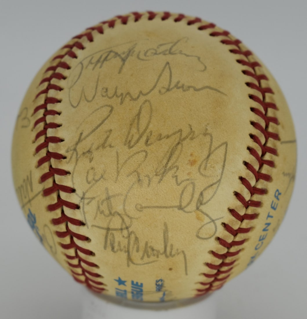 PSA DNA authenticated 1985 Baltimore Orioles OAL team signed baseball Ripken Jr: PSA DNA authenticated 1985 Baltimore Orioles OAL team signed baseball Ripken Jr Original 1985 Baltimore Orioles team-signed OAL baseball featuring signatures including Cal Ripken Jr., Brooks