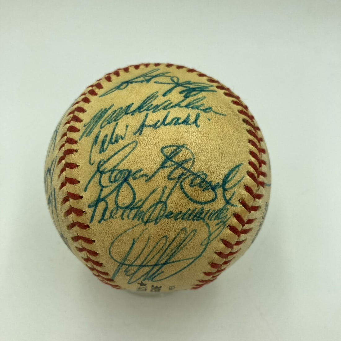 1985 New York Mets Team Signed Baseball Gary Carter JSA Authenticated (1 of 10)