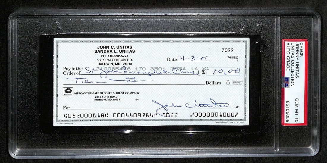 Johnny Unitas HOF Autographed 2001 Bank Check Colts PSA/DNA GEM MT 10: Johnny Unitas HOF Autographed 2001 Bank Check Colts PSA/DNA GEM MT 10 This offering features an original signed Johnny Unitas Hall of Fame autographed 2001 bank check from the Baltimore Colts. The che