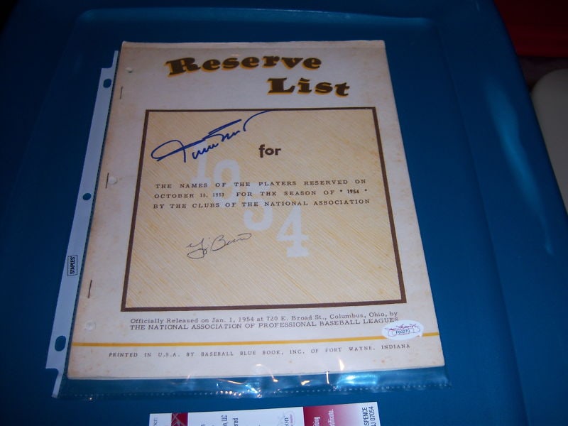 Magazine Autographed by Yogi Berra and Willie Mays JSA COA Certified: Magazine Autographed by Yogi Berra and Willie Mays JSA COA Certified This pre-owned magazine features authentic signatures from Hall of Famers Yogi Berra and Willie Mays. It is an original baseball ma