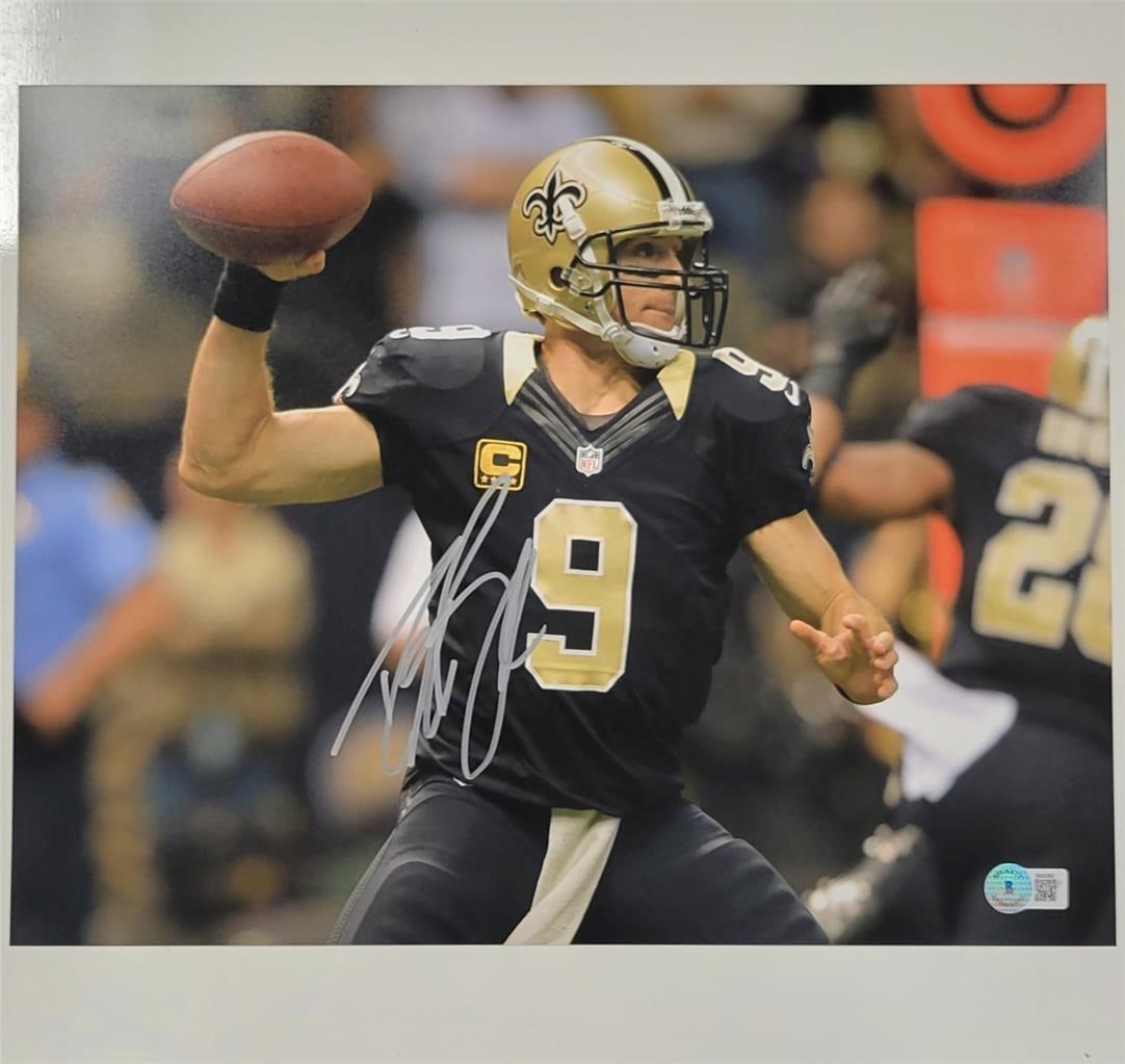 Drew Brees Signed New Orleans Saints 11x14 Photo Beckett BAS (1 of 3)