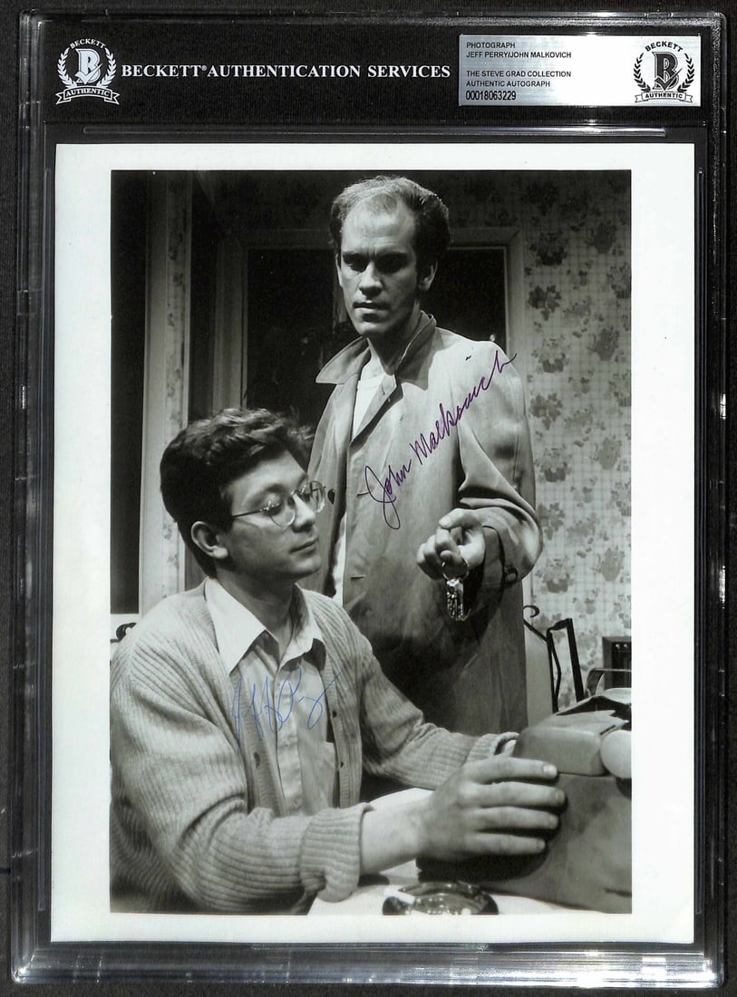 Signed John Malkovich & Jeff Perry 8x10 Photo True West Beckett Authenticated: Signed John Malkovich & Jeff Perry 8x10 Photo True West Beckett Authenticated This vintage 8x10 black-and-white photograph features John Malkovich and Jeff Perry in a scene from the acclaimed 1982