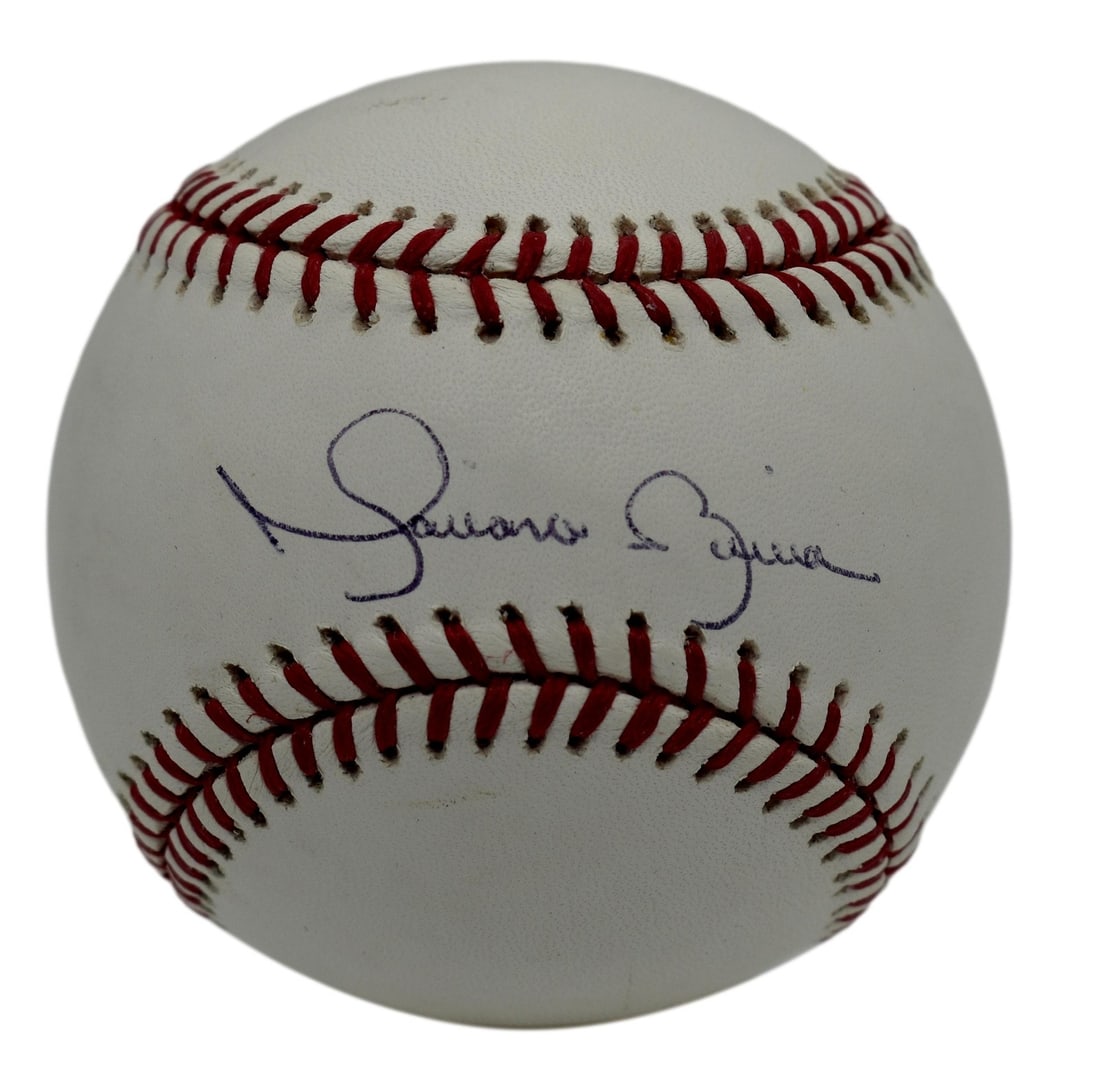 Rawlings OML Baseball Signed by Mariano Rivera HOF JSA 211875 (1 of 3)
