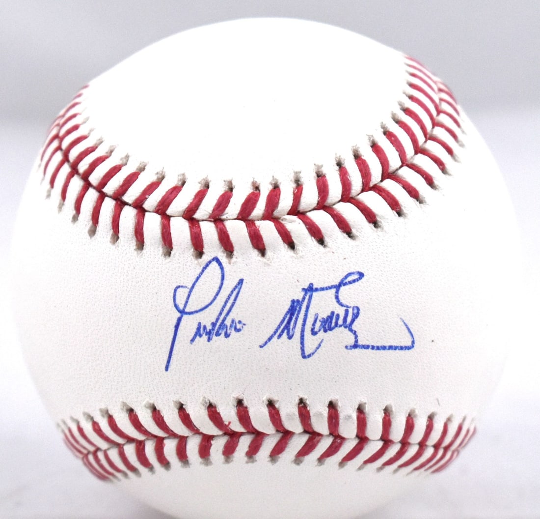 Rawlings OML Baseball Signed by Pedro Martinez Beckett Hologram Blue: Rawlings OML Baseball Signed by Pedro Martinez Beckett Hologram Blue Autographed Rawlings OML baseball featuring Pedro Martinez. This pre-owned collectible includes a Beckett Witness hologram and is i