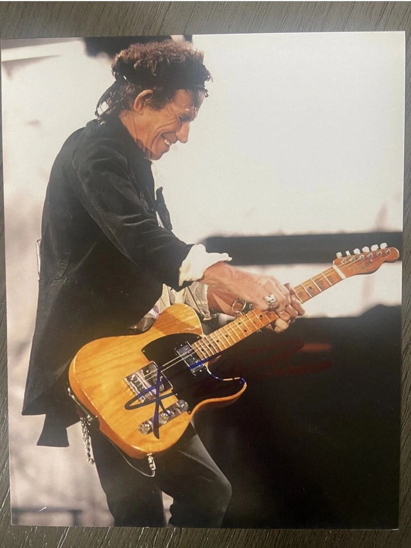 Autographed 8x10 Photo of Keith Richards with Todd Mueller LOA (1 of 4)