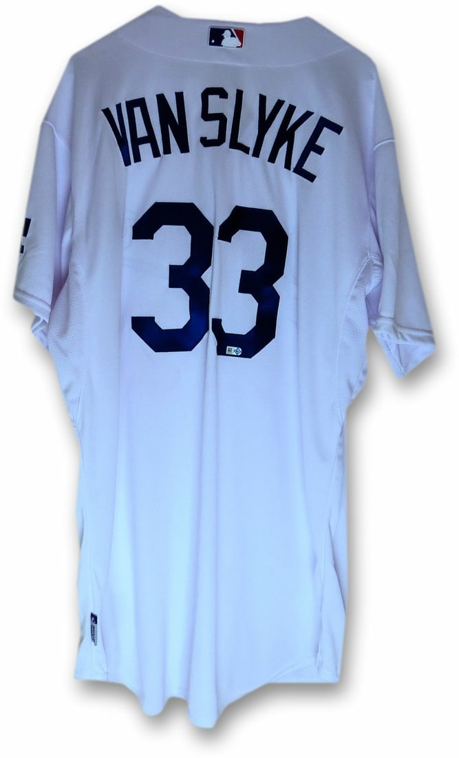Los Angeles Dodgers Scott Van Slyke 2015 home team issue jersey size 48: Los Angeles Dodgers Scott Van Slyke 2015 home team issue jersey size 48 Pre-owned team issue Scott Van Slyke Los Angeles Dodgers home white jersey from 2015. This baseball jersey is identified as numb