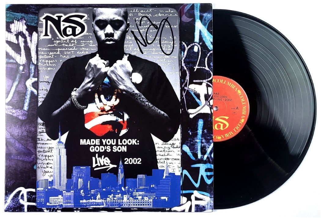 Nas Signed Made You Look Album Cover Beckett Authenticated With Record: Nas Signed Made You Look Album Cover Beckett Authenticated With Record This is an original record album cover for "Made You Look" autographed by Nas (Nasir Jones). The autograph has been authenticated