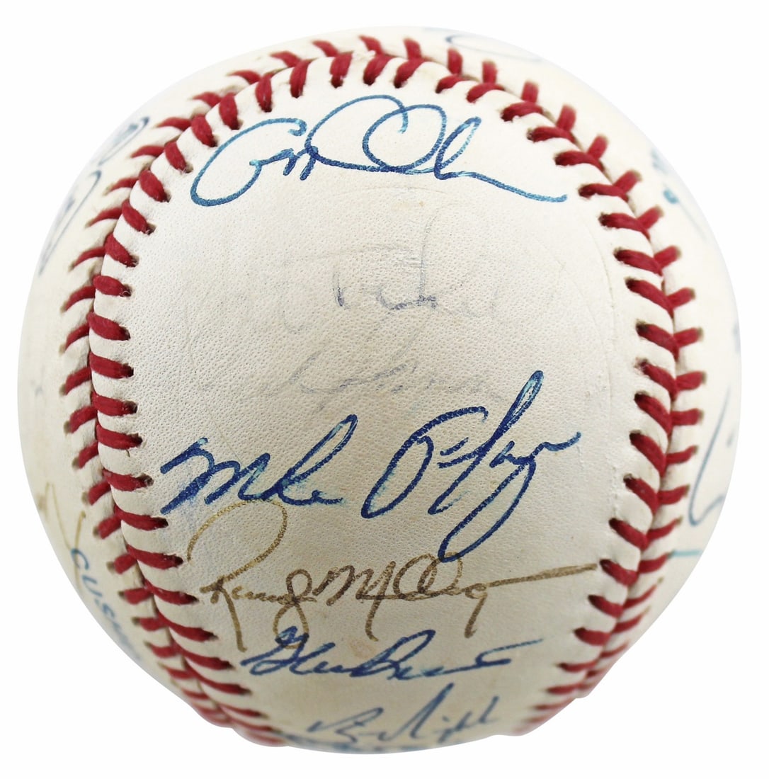 Baltimore Orioles 1992 OAL signed baseball with Ripken Tettleton and Oates BAS (1 of 7)