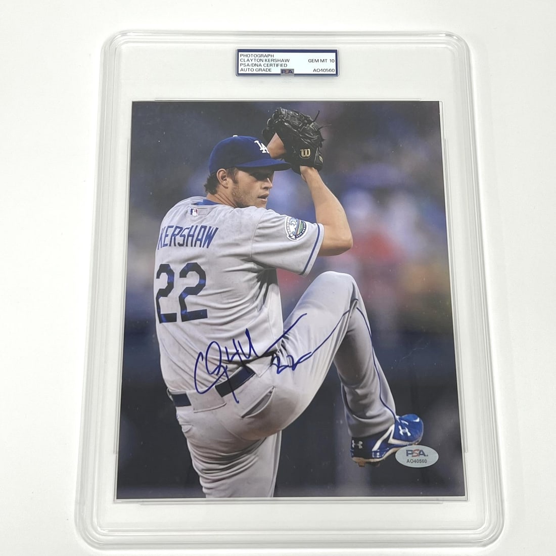 Clayton Kershaw Signed 8x10 Photo PSA/DNA AUTO 10 Los Angeles Dodgers: Clayton Kershaw Signed 8x10 Photo PSA/DNA AUTO 10 Los Angeles Dodgers This professionally printed 8x10 photograph features the signature of Clayton Kershaw, the renowned Los Angeles Dodgers pitcher.