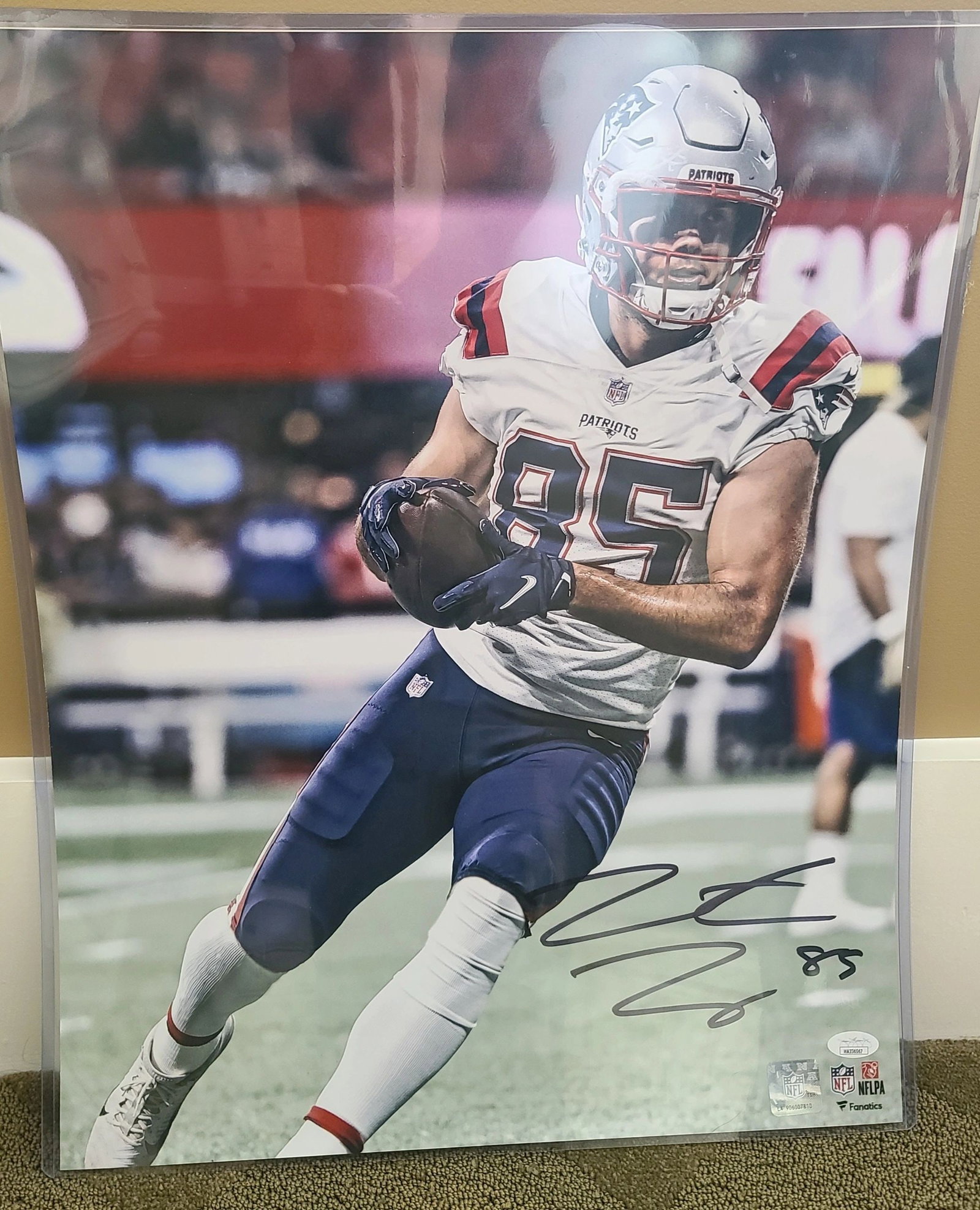 Autographed 16x20 Hunter Henry New England Patriots Photo JSA Witnessed COA (1 of 4)