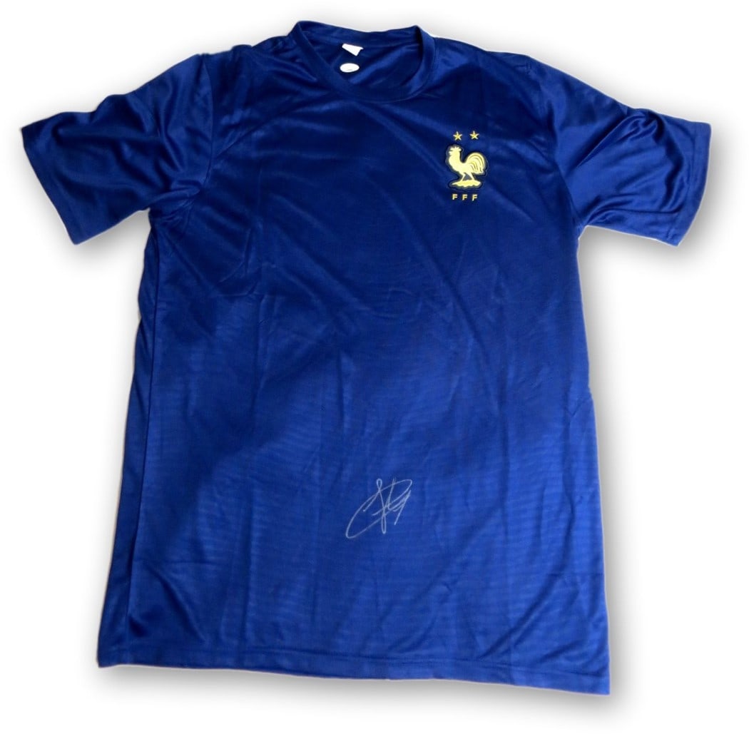 French National Team Soccer Jersey Signed by Jules Kounde JSA Authenticated: French National Team Soccer Jersey Signed by Jules Kounde JSA Authenticated This pre-owned soccer jersey is signed on the front by Jules Kounde of the French National Team. The autograph has been auth