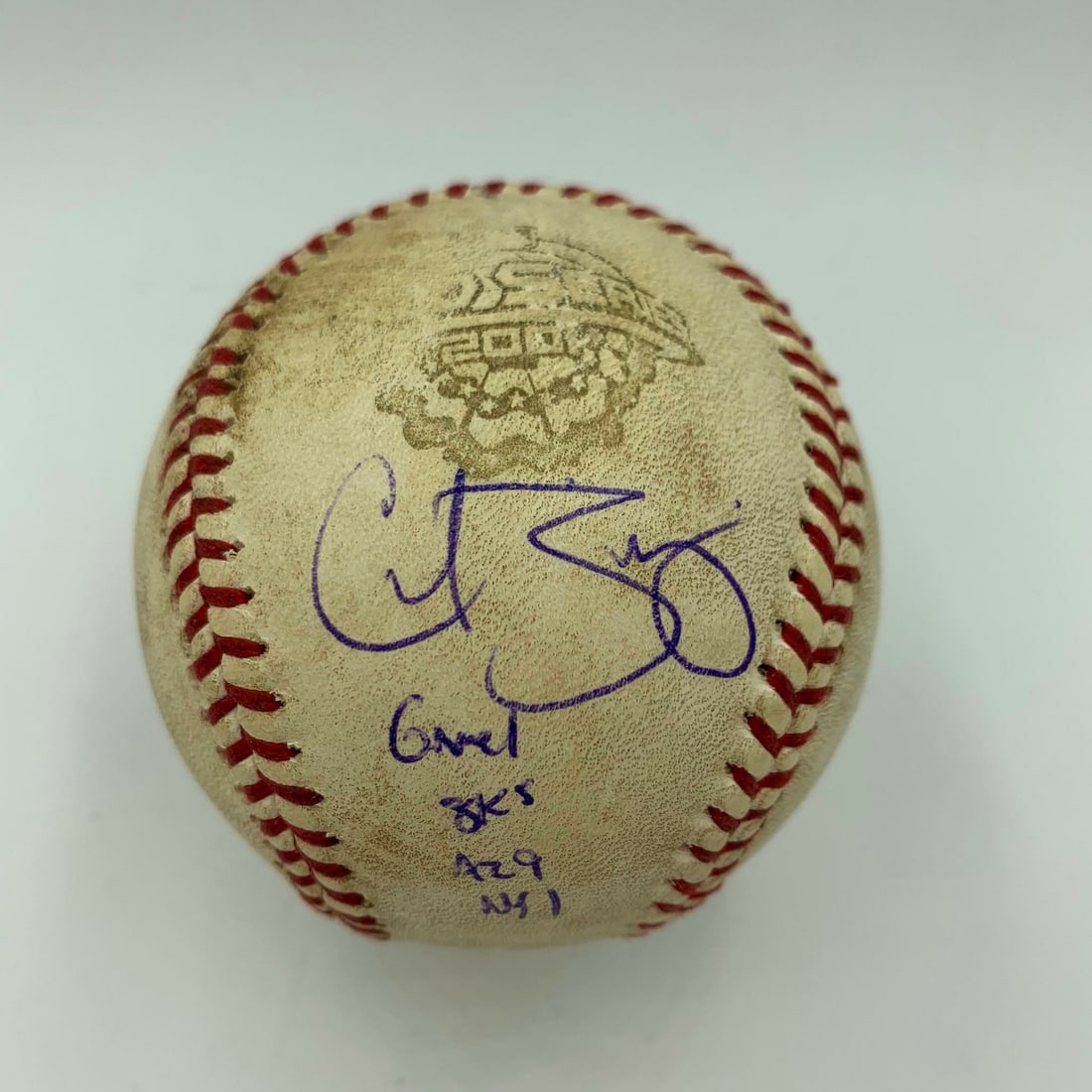 2001 World Series Game 1 Baseball Autographed by Curt Schilling Steiner COA: 2001 World Series Game 1 Baseball Autographed by Curt Schilling Steiner COA This is a game used baseball from the 2001 World Series Game 1, signed by Curt Schilling. The official Rawlings baseball fea