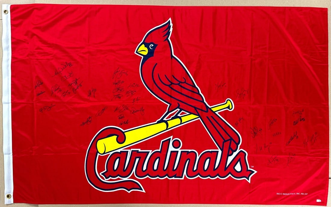 58 x 34 St. Louis Cardinals 2017 signed team flag BAS MLB authentic: 58 x 34 St. Louis Cardinals 2017 signed team flag BAS MLB authentic Original 2017 St. Louis Cardinals team-signed large flag featuring 37 team members. This pre-owned piece includes Beckett Authentica