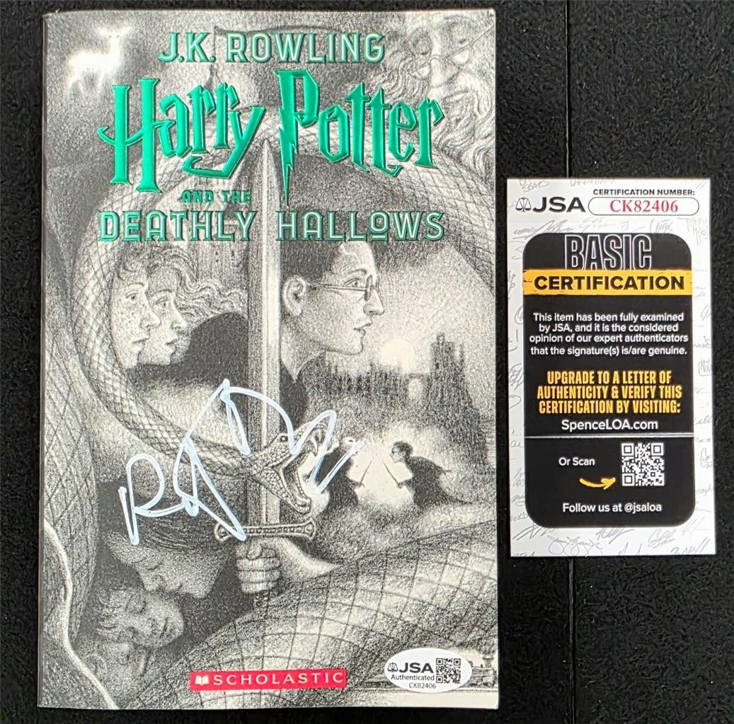 JSA Authenticated Harry Potter Deathly Hallows Book Signed by Ralph Fiennes (1 of 6)