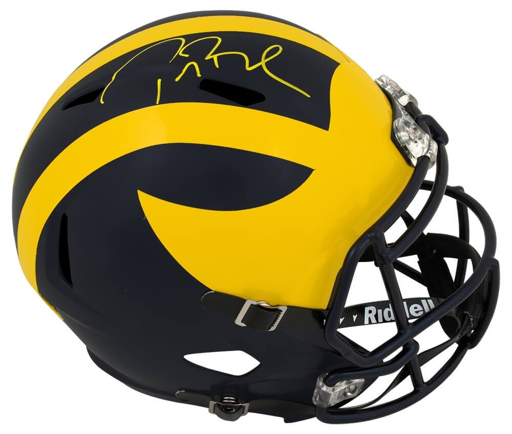 Tom Brady Signed Michigan Wolverines Riddell Helmet with Fanatics COA: Tom Brady Signed Michigan Wolverines Riddell Helmet with Fanatics COA This is a Tom Brady signed full size speed replica helmet from his time at the Michigan Wolverines. The helmet is a great collecti