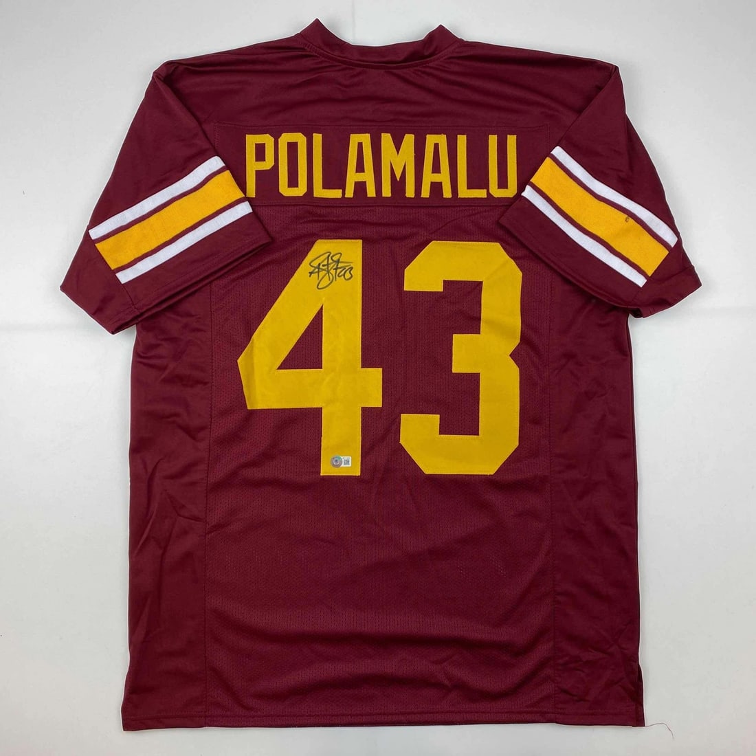 Troy Polamalu Signed USC Maroon College Jersey Beckett COA: Troy Polamalu Signed USC Maroon College Jersey Beckett COA This autographed Troy Polamalu USC Maroon College Jersey is a unique collectible for any fan of the legendary athlete. The jersey showcases P