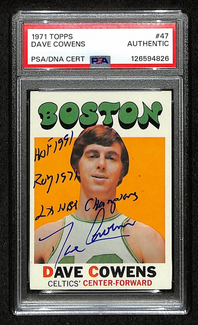 1971 Topps #47 Rookie Card autographed by Dave Cowens HOF inscription PSA DNA: 1971 Topps #47 Rookie Card autographed by Dave Cowens HOF inscription PSA DNA Original 1971 Topps rookie card #47 signed and inscribed by Dave Cowens. The title identifies this as a Hall of Fame Celti