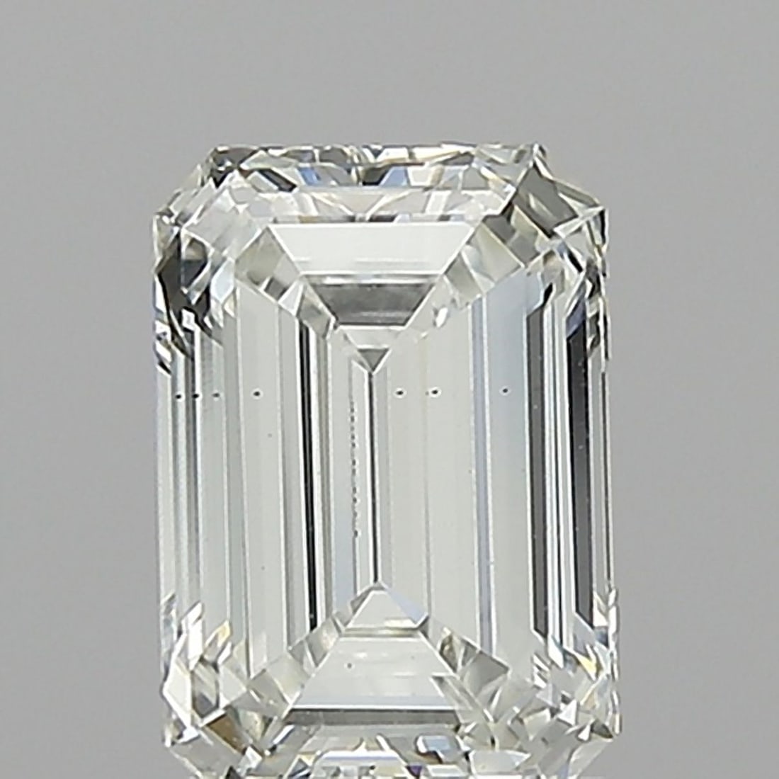 Loose Diamond - EMERALD 2.45ct E VS1: Loose Diamond - EMERALD 2.45ct E VS1 Source: This is a real non-mined Diamond that has been grown in a lab Shape: EMERALD Carats: 2.45 Color: E Clarity: VS1 Certification: SGL Video: Video Link