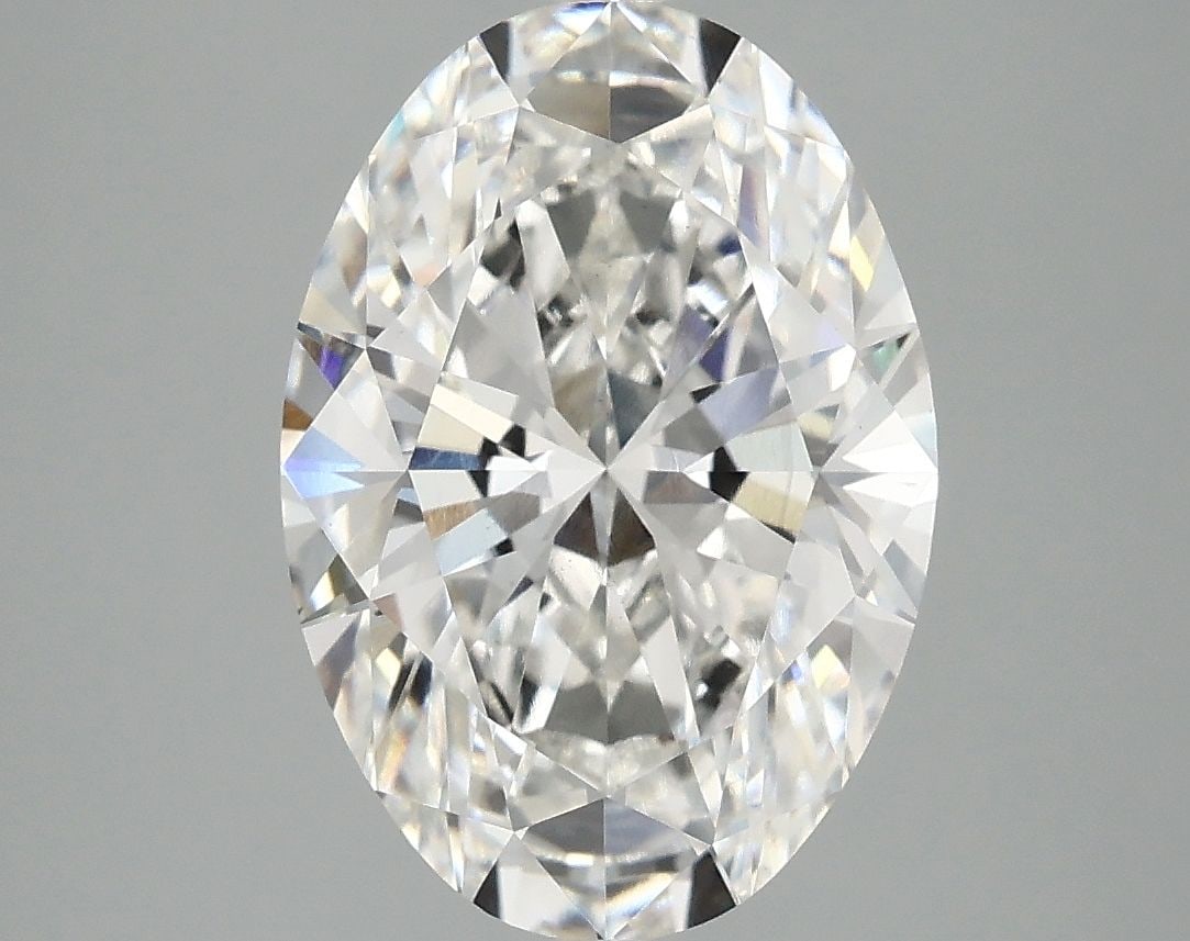 Loose Diamond - OVAL 4.0ct G VS1: Loose Diamond - OVAL 4.0ct G VS1 Source: This is a real non-mined Diamond that has been grown in a lab Shape: OVAL Carats: 4.0 Color: G Clarity: VS1 Certification: IGI Video: