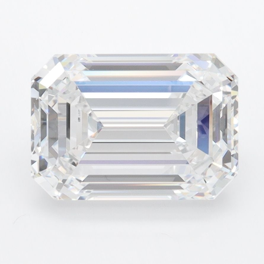 Loose Diamond - EMERALD 3.1ct D IF: Loose Diamond - EMERALD 3.1ct D IF Source: This is a real non-mined Diamond that has been grown in a lab Shape: EMERALD Carats: 3.1 Color: D Clarity: IF Certification: IGI Video: