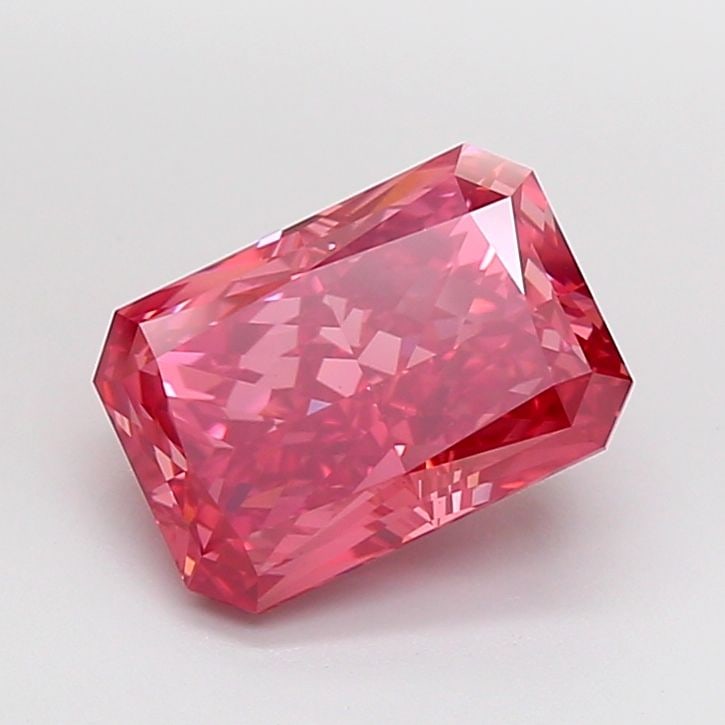 Loose Diamond - RADIANT 4.67ct Fancy Vivid Pink VS1: Loose Diamond - RADIANT 4.67ct Fancy Vivid Pink VS1 Source: This is a real non-mined Diamond that has been grown in a lab Shape: RADIANT Carats: 4.67 Color: Fancy Vivid Pink Certification: IGI Video: