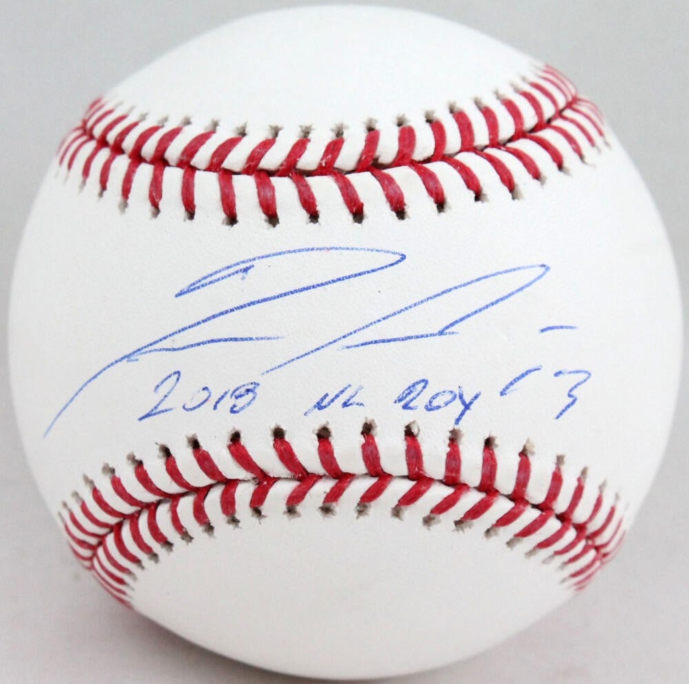 Rawlings OML Baseball Signed by Ronald Acuna Beckett Authenticated: Rawlings OML Baseball Signed by Ronald Acuna Beckett Authenticated This Rawlings OML baseball is autographed by Ronald Acuna and identified as an original signed item. It is a pre-owned baseball colle