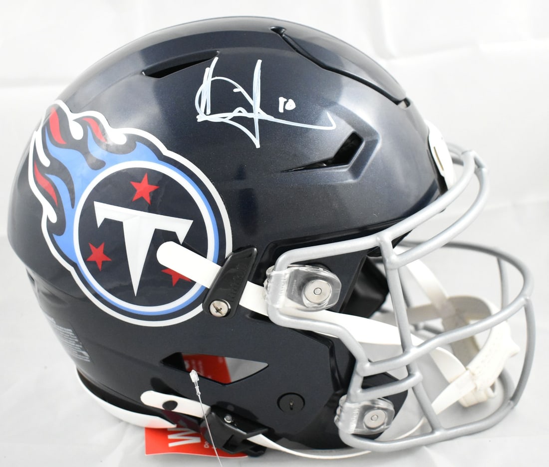 Beckett Holo Vince Young Signed Titans Full Size Speedflex Helmet (1 of 6)