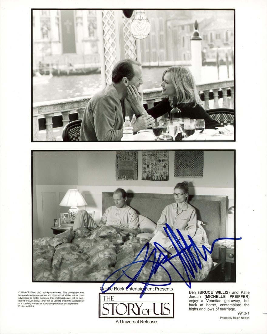Bruce Willis Signed The Story Of Us 8x10 Photo JSA Certified: Bruce Willis Signed The Story Of Us 8x10 Photo JSA Certified This authentic, signed vertical 8x10 photograph features Bruce Willis from the film "The Story Of Us." The item has been personally autogra