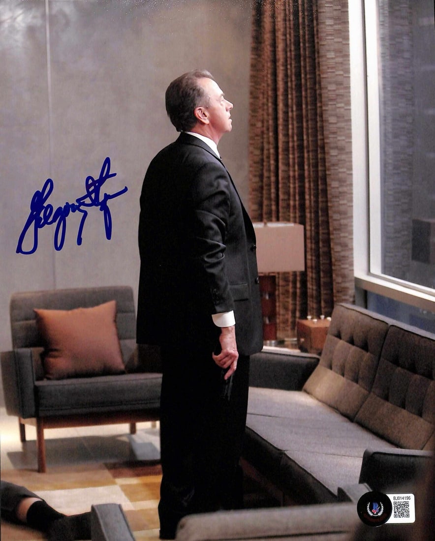 Beckett Certified Gregory Itzin Signed 8x10 Photo as Charles Logan from 24 (1 of 1)