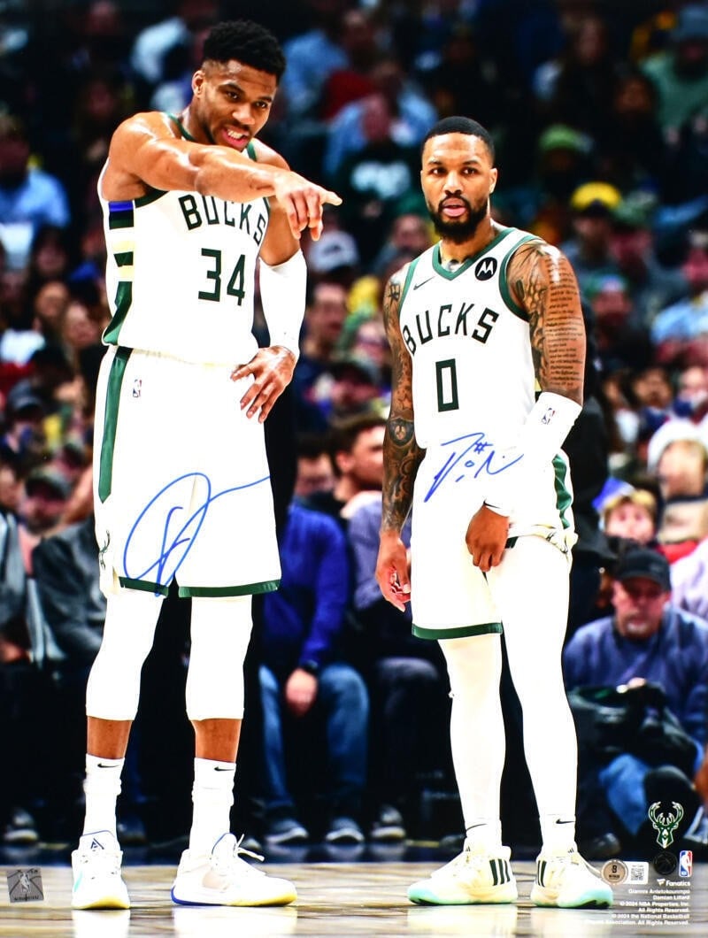 Milwaukee Bucks 16x20 Signed Photo Giannis Antetokounmpo Damian Lillard Beckett (1 of 3)