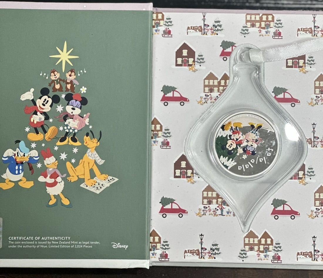 Agoro Disney Christmas Ornament Cap 1 oz .999 Silver Coin with OGP COA (1 of 2)