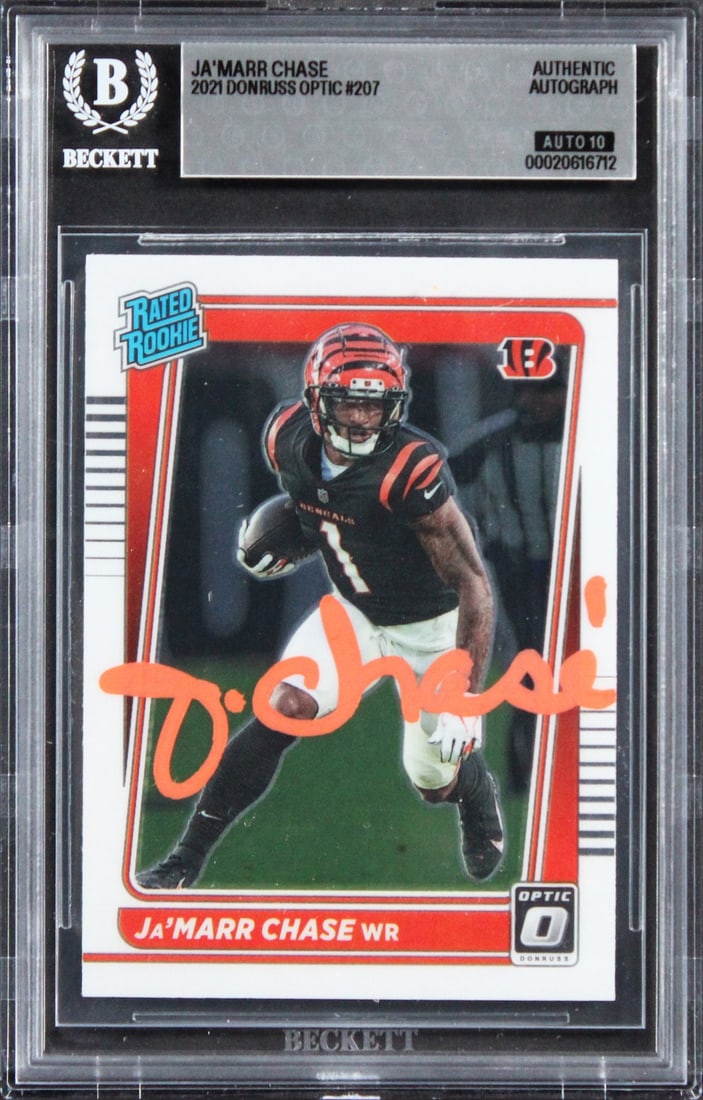 Ja'Marr Chase 2021 Donruss Optic #207 Rookie Auto Beckett Slabbed (1 of 2)