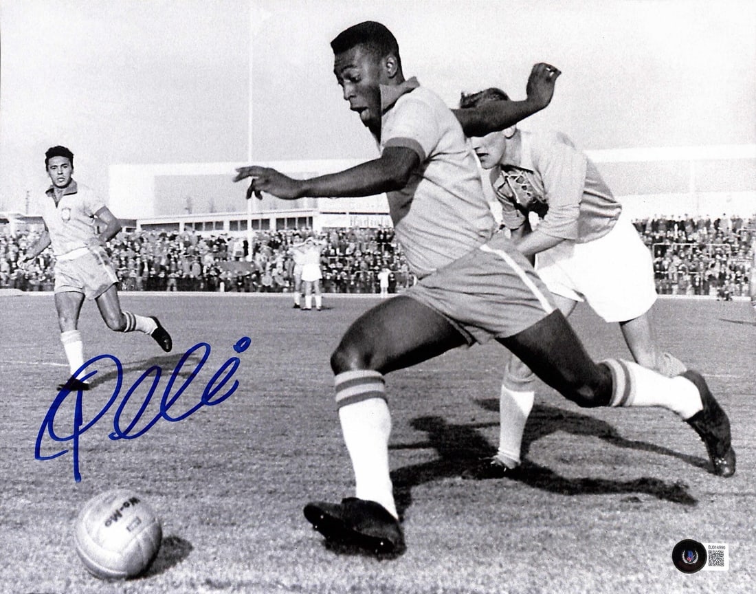 Pele Autographed 11x14 Photo Beckett BAS Certified Original: Pele Autographed 11x14 Photo Beckett BAS Certified Original Original 11x14 photograph signed by Pele in blue permanent marker. This pre-owned piece features a young image of the legendary Brazil socce